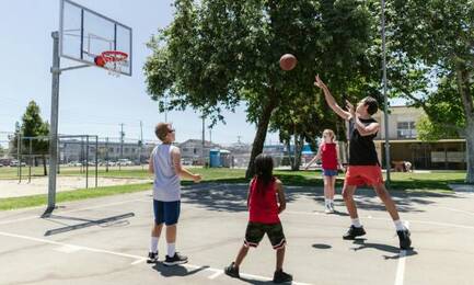 Basket Ball